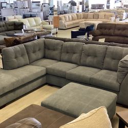 Marleton 2pc Sectional with Chaise