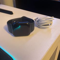 Apple Watch Series 6 40mm, Like New