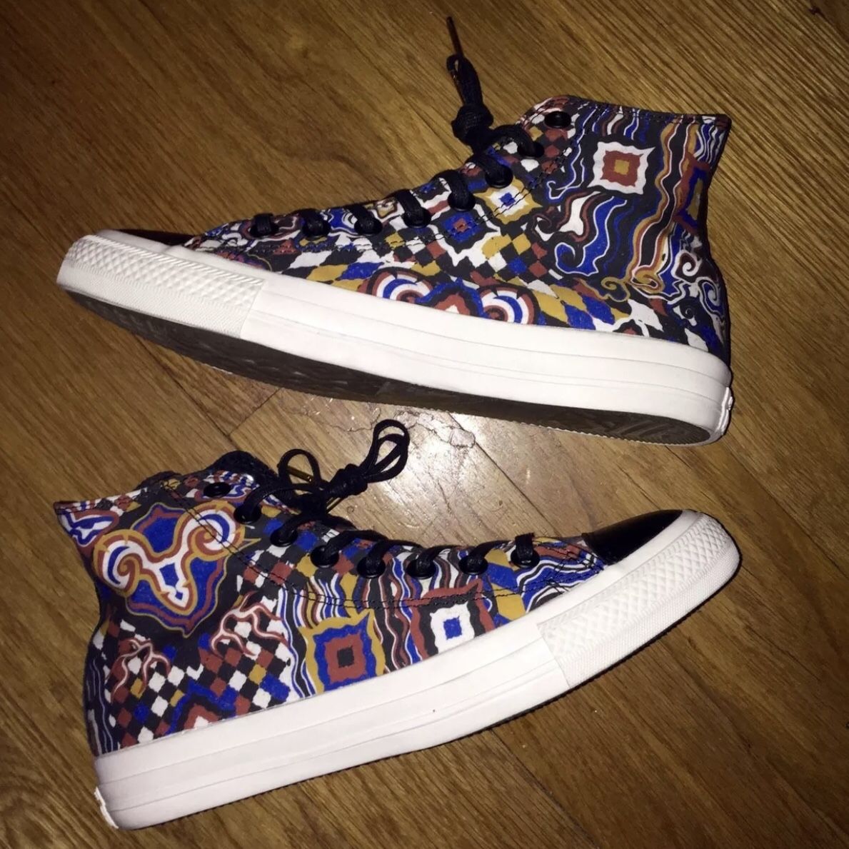 Converse High Year of the Goat Men SIZE 7/Women 9 VERY RARE.chucks