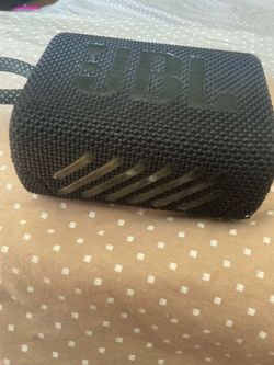 JBL Portable Bluetooth Speaker
