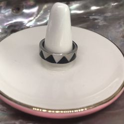 Vintage Zuni Inlay MOP And Onyx Silver Tone Ring Size 8. Unisex 