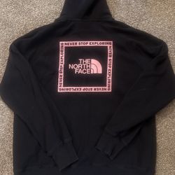 Woman’s North Face Hoodie Size Medium 