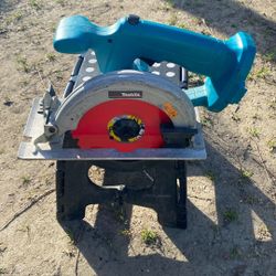 Makita Circular Saw  Works Perfect $70