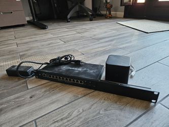 Ubiquiti edgerouter with wifi