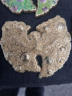 Wu tang hat pins