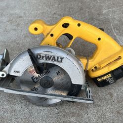DeWalt 6 1/2” Cordless Circular Saw