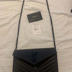 Authentic YSL wallet On chain 
