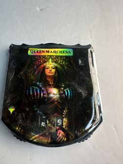 1x FOIL Queen Marchesa Legendary Relic Token Life Counter Commander MtG