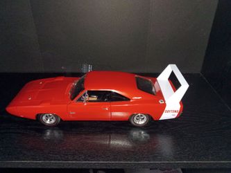 118 scale 1969 charger Daytona red white pinstripe tail mint condition