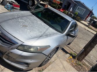 2011 Honda accord coupe 5 speed