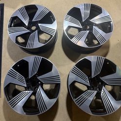 Audi E-Tron 21” Wheels