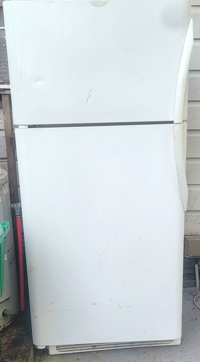 Used Frigidaire Fridge