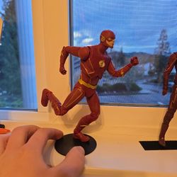 McFarlane Toys DC Multiverse The Flash TV Show (Season 7) 7" Action Figure with Accessories