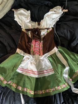 German fraulein October Fest Women’s size L