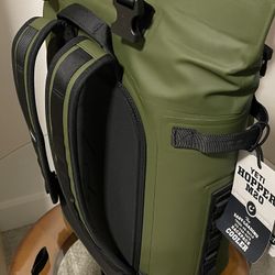 M20 BACKPACK SOFT COOLER OLIVE 