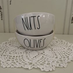 Rae Dunn Olives Nuts Remikin