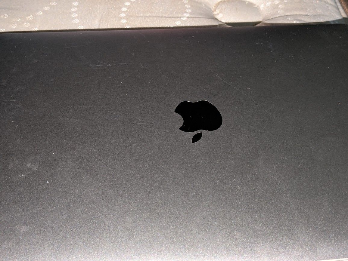 Apple MacBook Air