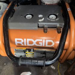 Ridgid 5 Gallon Air Compressor 
