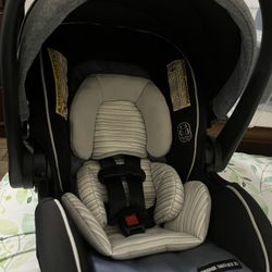 Graco Infant Car seat 