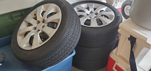 Subaru Wheels and Tires