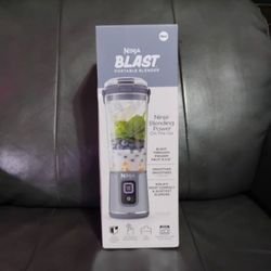 Ninja BC151NV Blast Portable Blender, Cordless, 18oz. Vessel, Personal Blender-for Shakes & Smoothies BPA Free Leakproof-Lid & Sip Spout, USB-C Recha