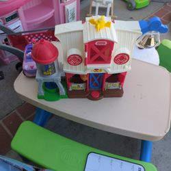 Fisher Price Barn