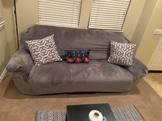 Couch - 3 Seater Incliner - New Valves Covers Included - Recliner Bought From Jerome’s