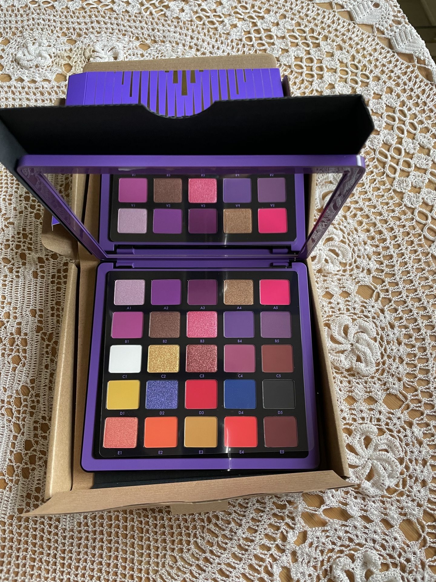 Norvina Makeup Palette