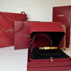 CARTIER- Love Classic Model Bracelet *10 Diamonds* 