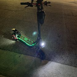 ELECTRIC SCOOTER 2000 Watts