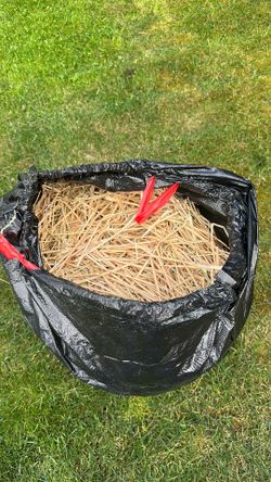 Free bags of straw