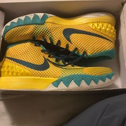 kyrie nike