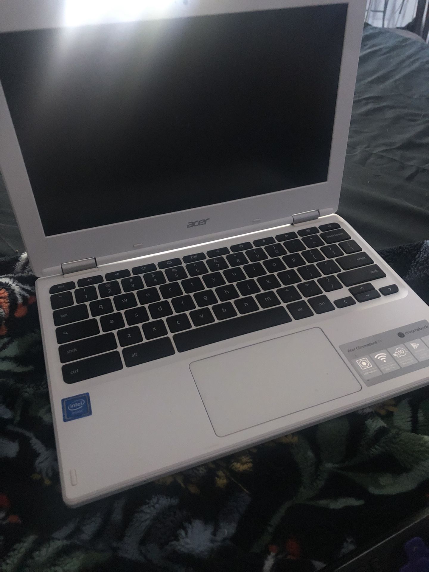 Laptop Good Condition(no Charger