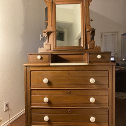 Gorgeous Antique Mirrored Dresser 