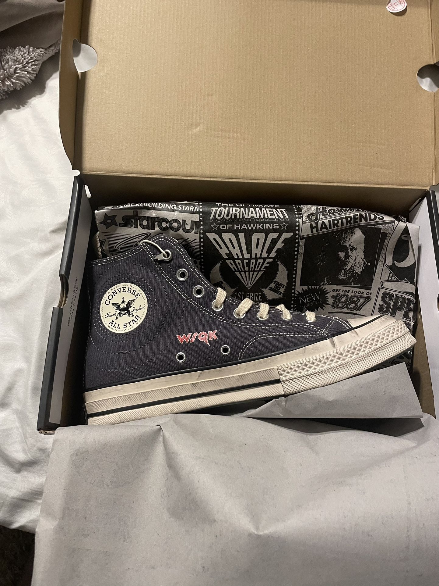 Stranger Things Converse Chuck Taylor’s Sz 9.5M
