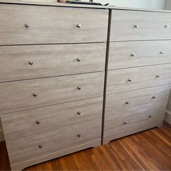 Blaklee 5 Drawer 31.5'' W Dresser