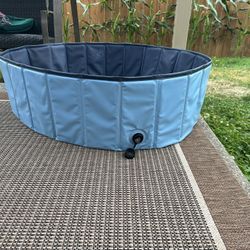 Foldable Dog/kiddo Pool 