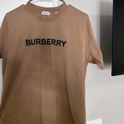 Burberry T shirt 