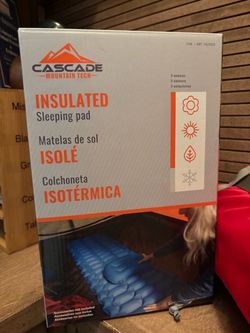 Cascade insulated sleeping pad blue