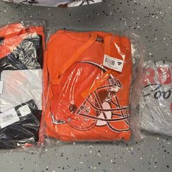 Cleveland Browns Football Fan Wear from Fanatics - Size L & Youth XL