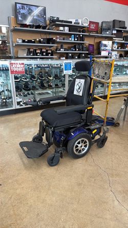 Electric chair EXCELLENT CONDITION!!!!!