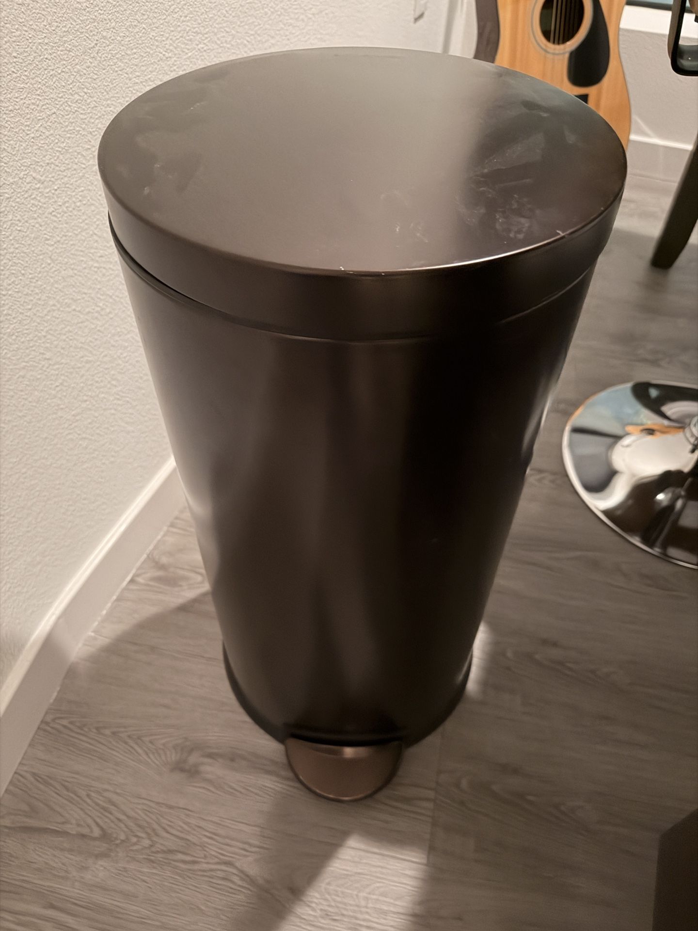 SimpleHuman 35L Trash Can Bronze