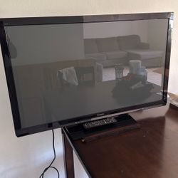 TV - Panasonic 