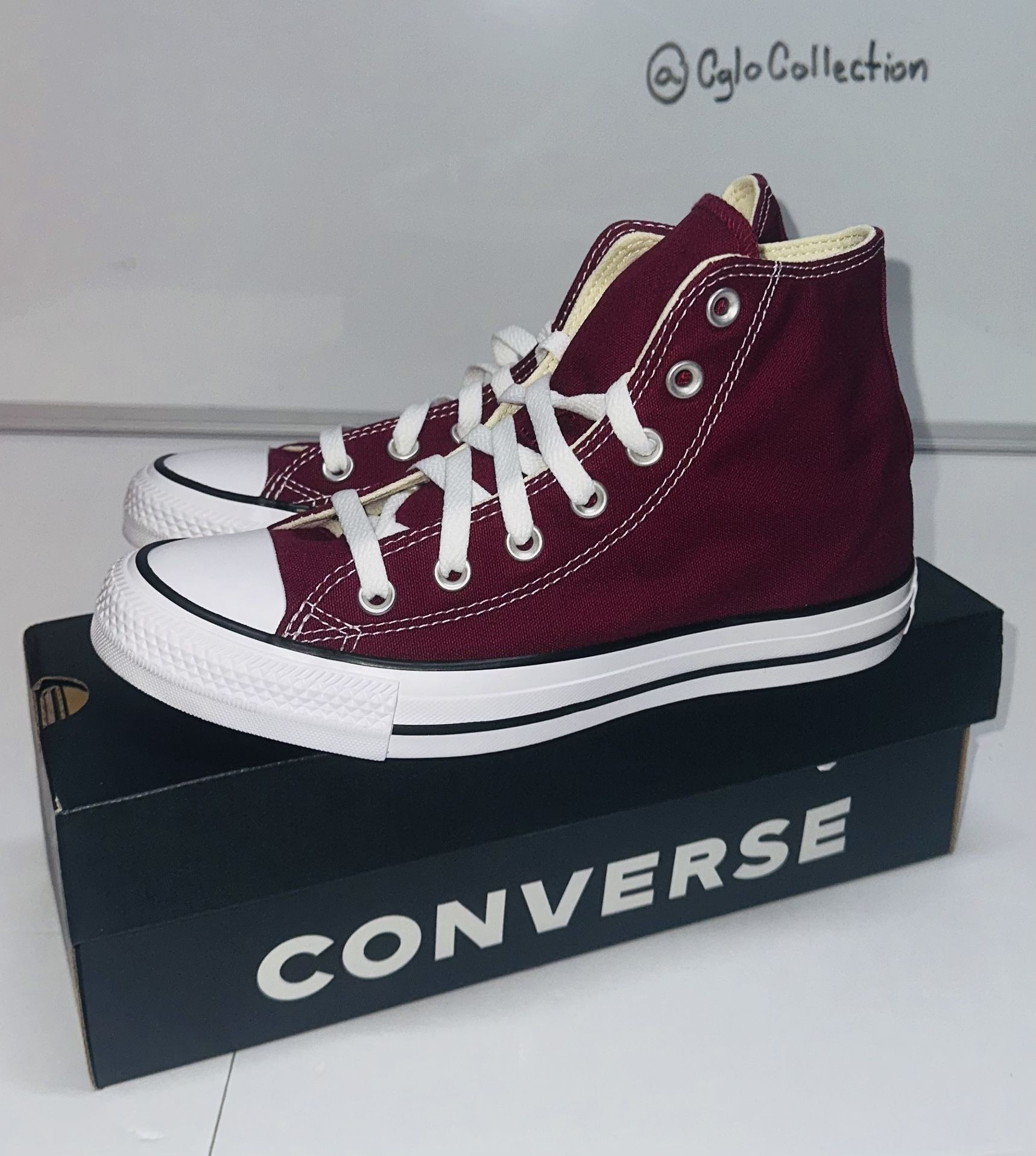 Converse Chuck Taylor All Star Canvas (Size 5 Men’s)