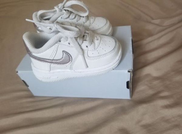 nike air force size 4 junior