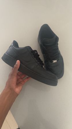 Size 9 Air Force ones Black