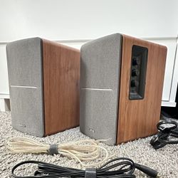 Edifier R1280DB Powered Bluetooth Bookshelf Speakers - Cash Only - Pick Up Near Queen Anne Seattle