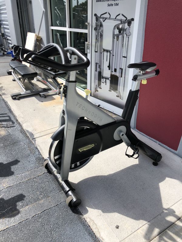 technogym spin bike cleats
