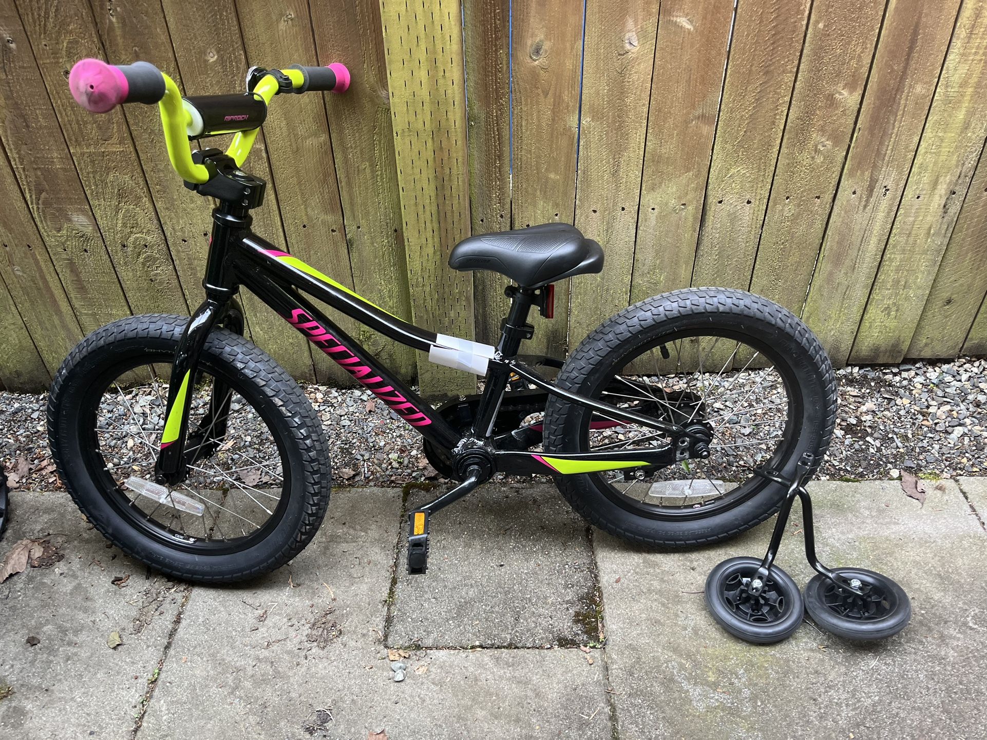 Specialized Riprock Coaster 16” Bike + Training Wheels