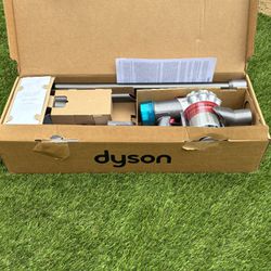 Dyson V8 Absolute - Brand New Vacuum 